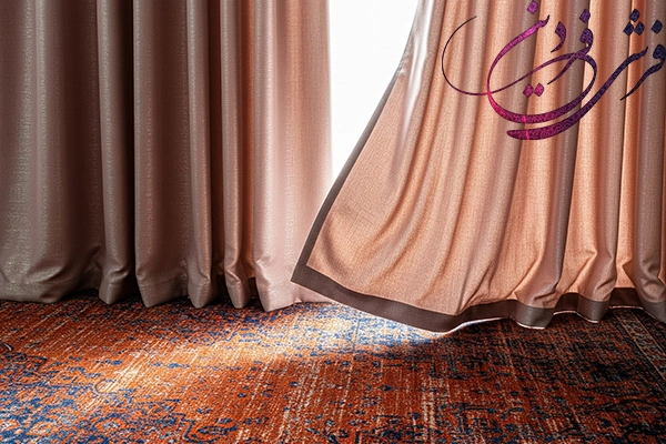 Matching carpet and curtain colors